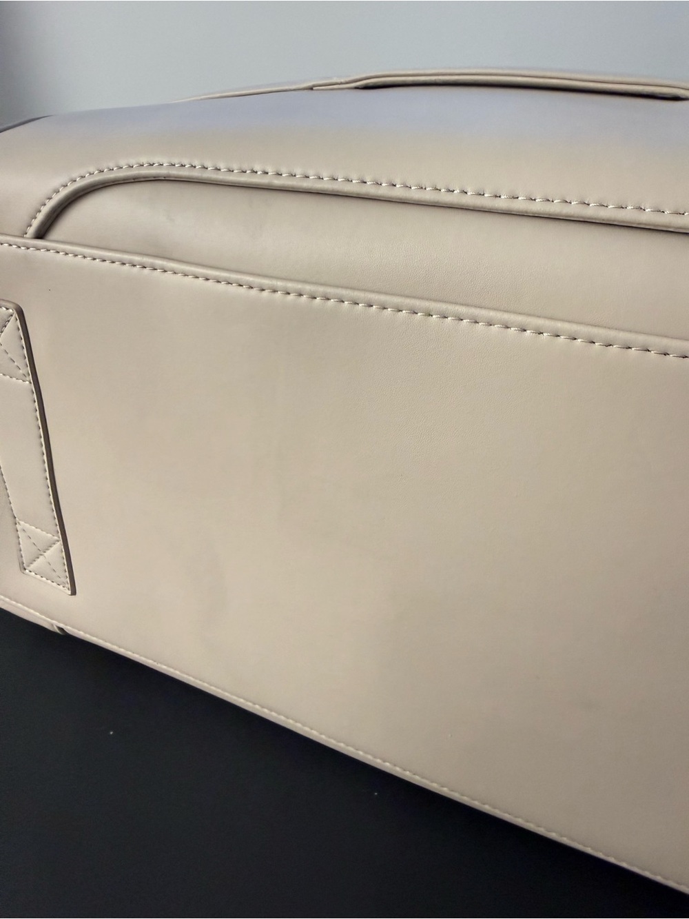 Monos Metro Duffel + Folio Kit Ivory Vegan Leather Travel Bag - Picture 11 of 16